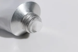 Vorbereitung der Lippen für Permanent Make Up