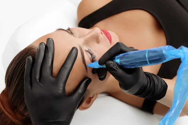 Foto der Permanent Make Up Hair Stroke Technik im Greenlotus Spa Frankfurt