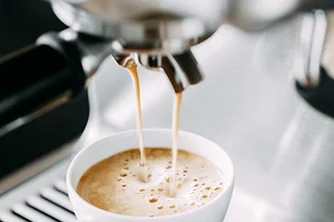 Warum kein Kaffee vor Permanent make Up