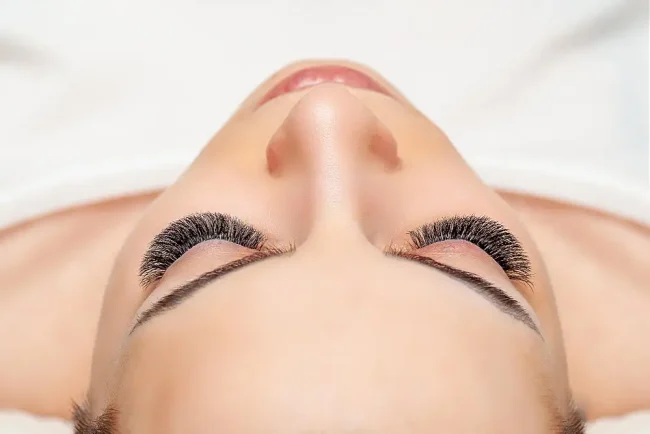 Wimpernstudio_finden Wie finde ich ein gutes Wimpernstudio