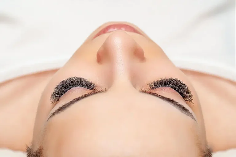 Wie finde ich ein gutes Wimpernstudio
