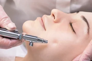 Aquafacial Behandlung mit Oxygen in Frankfurt Riedberg